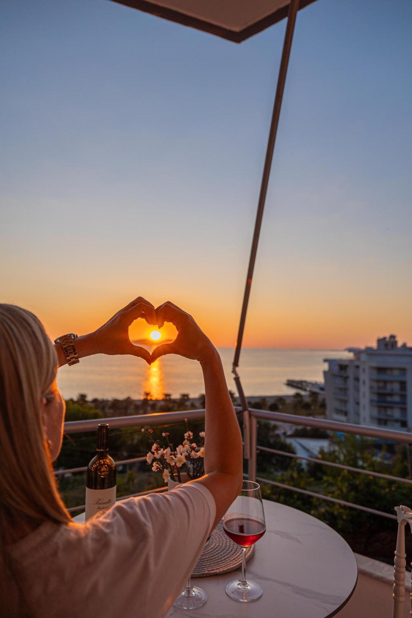 Hotel Idi Vlorë Exteriör bild