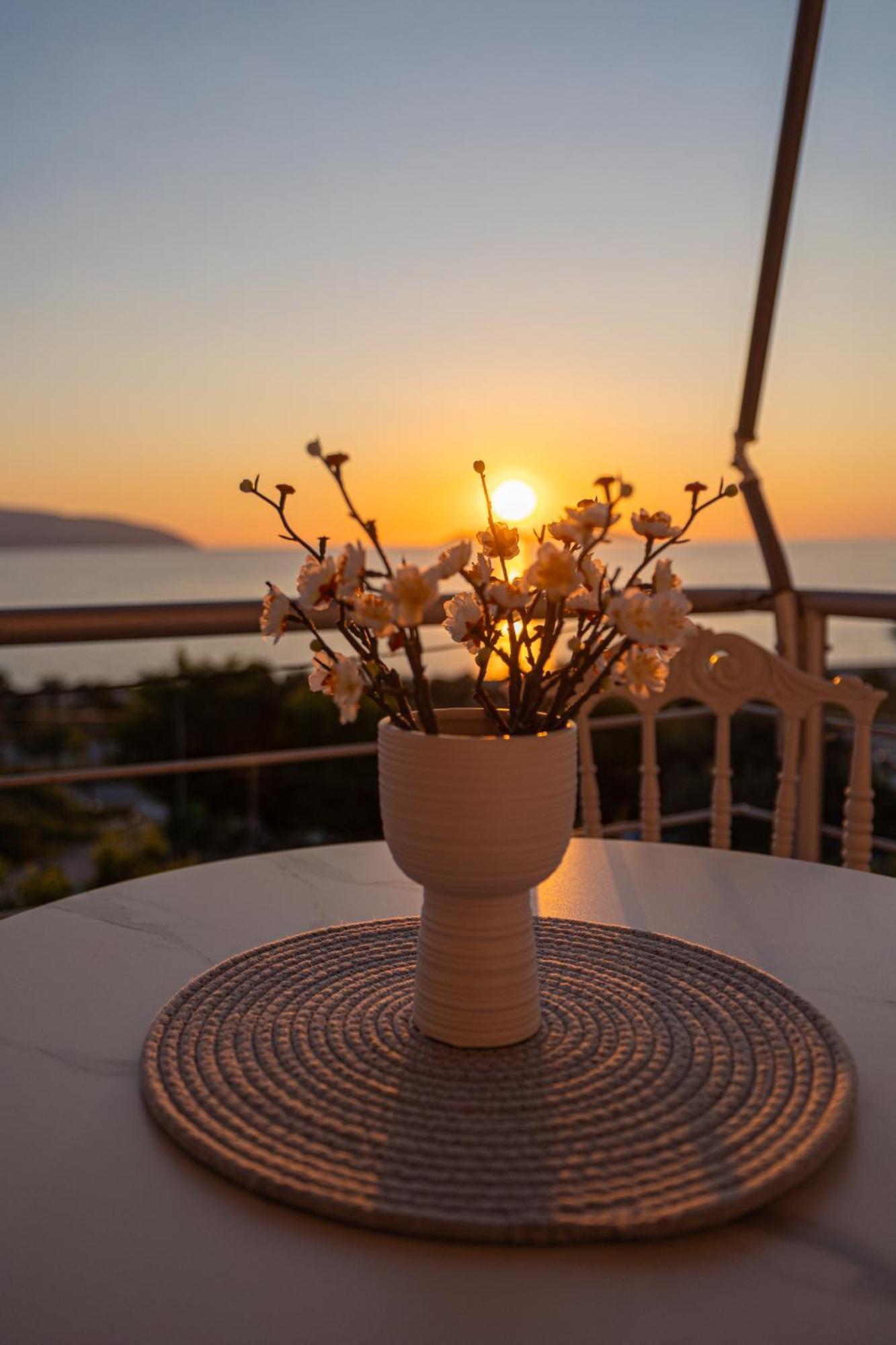 Hotel Idi Vlorë Exteriör bild