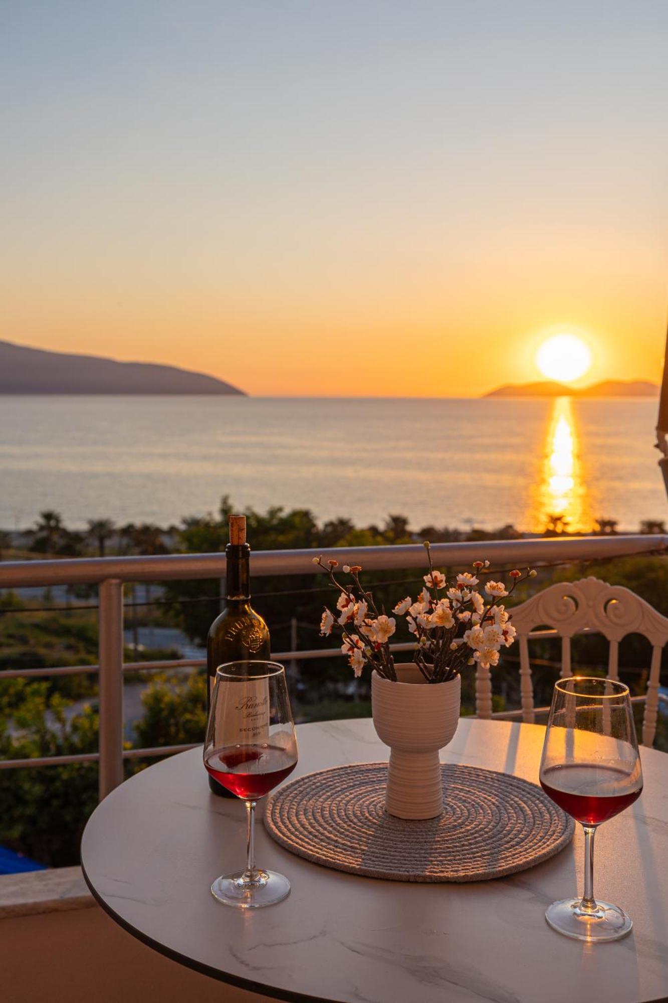 Hotel Idi Vlorë Exteriör bild