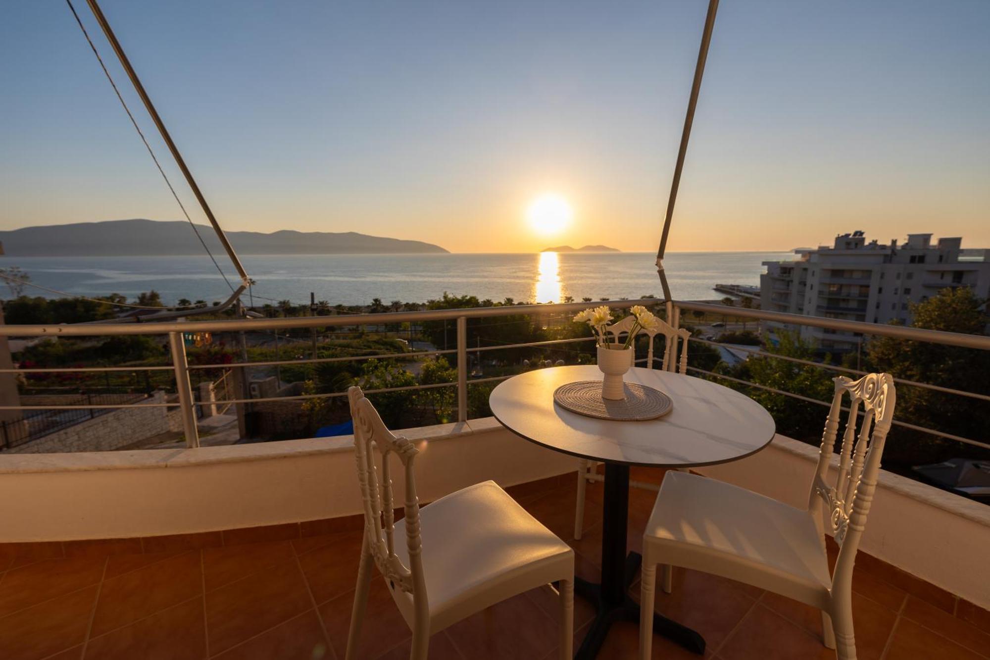 Hotel Idi Vlorë Exteriör bild