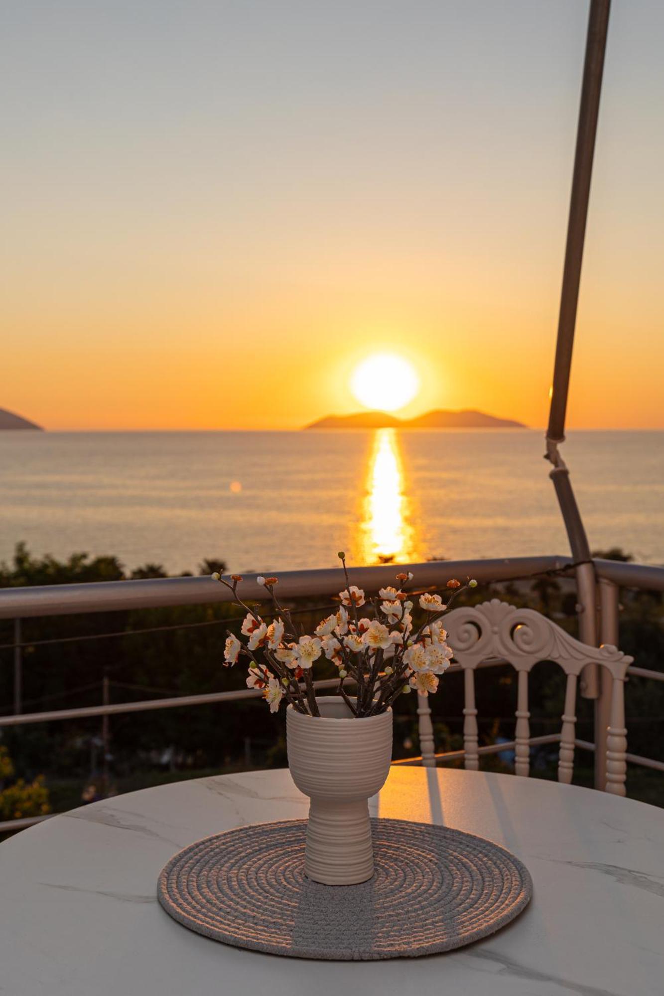 Hotel Idi Vlorë Exteriör bild